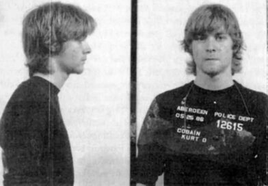 Twoje dziecko mówi, że chce się zabić w wieku 27 lat? Klub 27 powraca za sprawą TikToka Wikipedia/cobain mugshot 1986