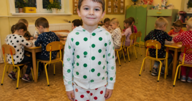 Nie zdziw się, jeśli przedszkolanka każe Ci ubrać dziecko w kropki