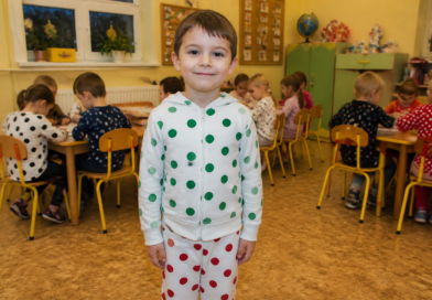 Nie zdziw się, jeśli przedszkolanka każe Ci ubrać dziecko w kropki